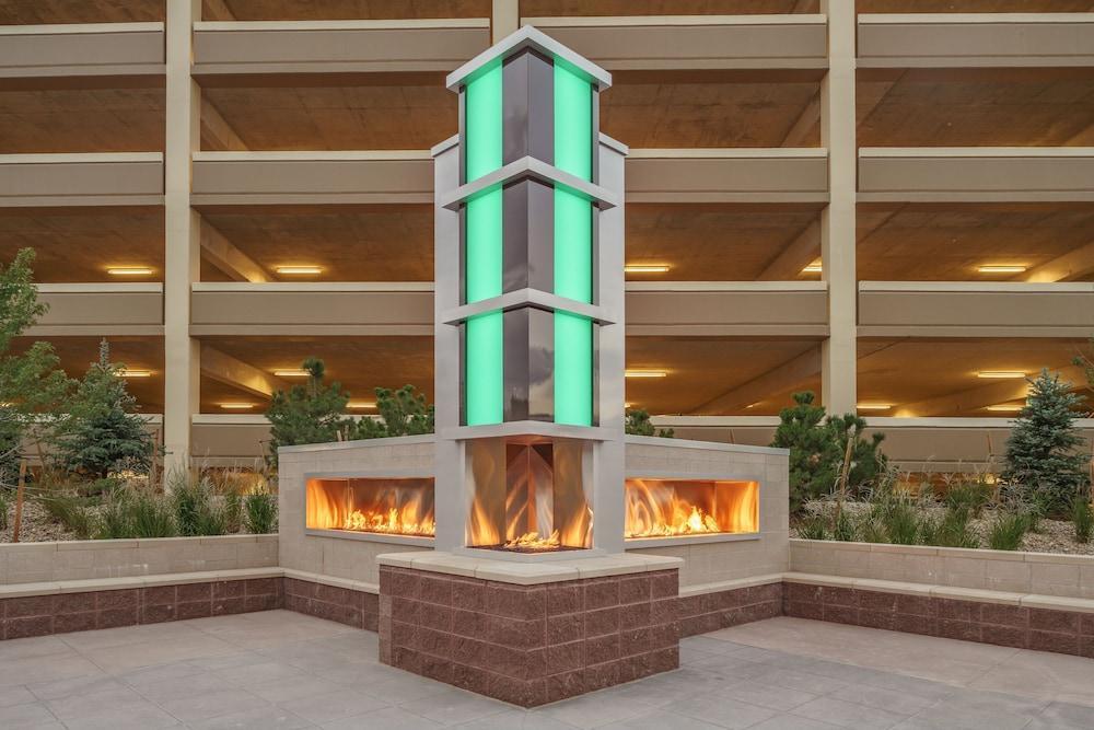 Hyatt Regency Aurora-Denver Conference Center Hotel Exterior photo